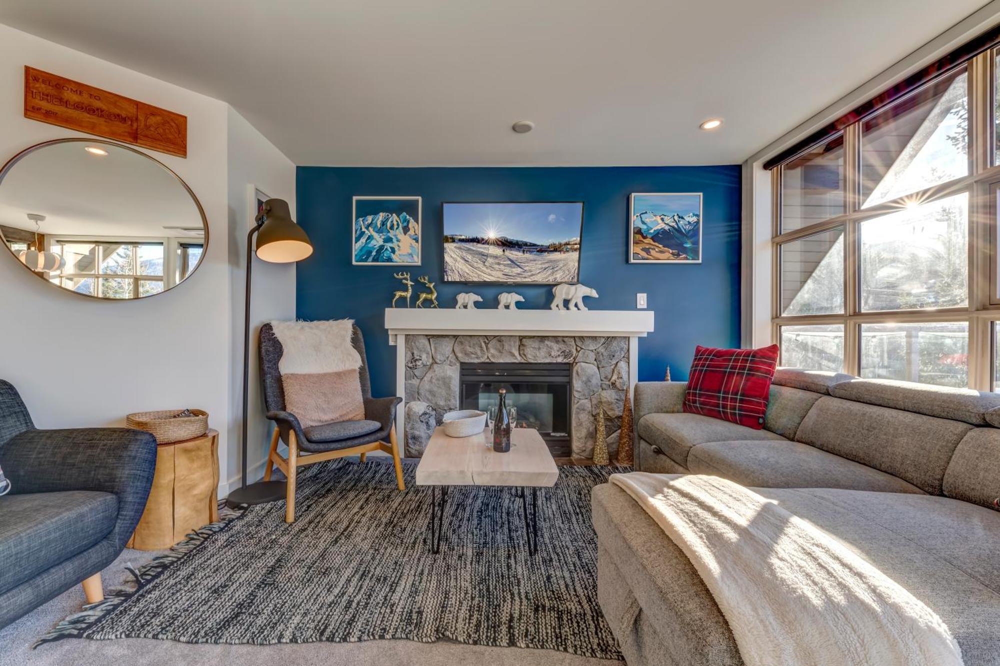 The Lookout Penthouse // A Luxe Suite In Whistler Exterior photo