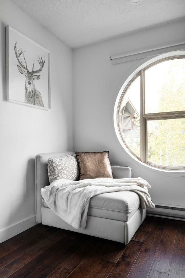 The Lookout Penthouse // A Luxe Suite In Whistler Exterior photo